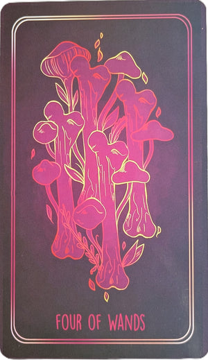 The Bone Tarot Deck: 78 Card Divination Deck with Guidebook