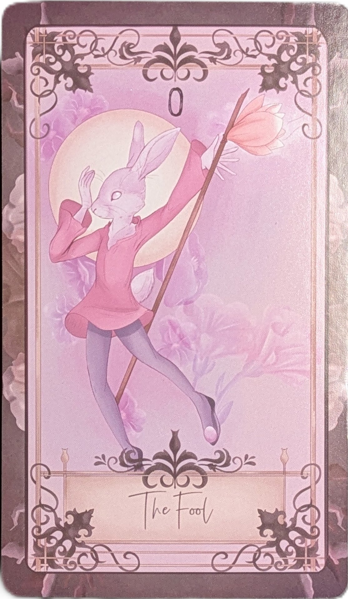 The Reigning Rouge Tarot Deck