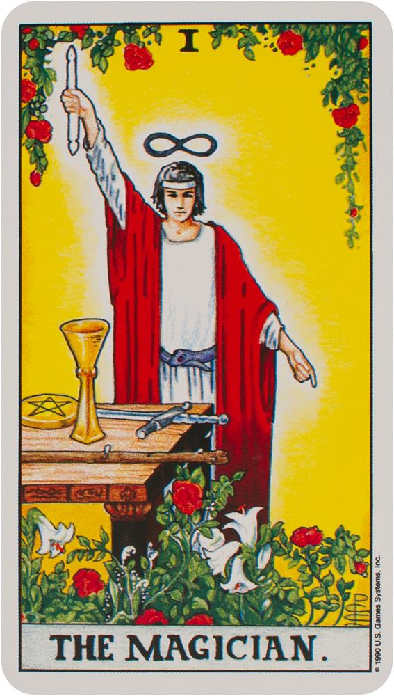 Universal Waite Tarot Deck [With Book]