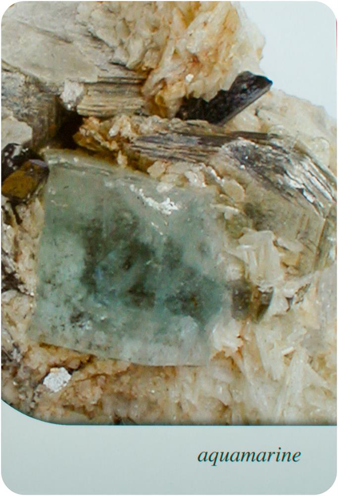 Crystal Oracle : Guidance From the Heart of the Earth