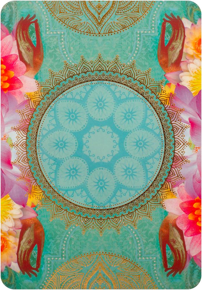 A Yogic Path Oracle Deck and Guidebook (Keepsake Box Set)