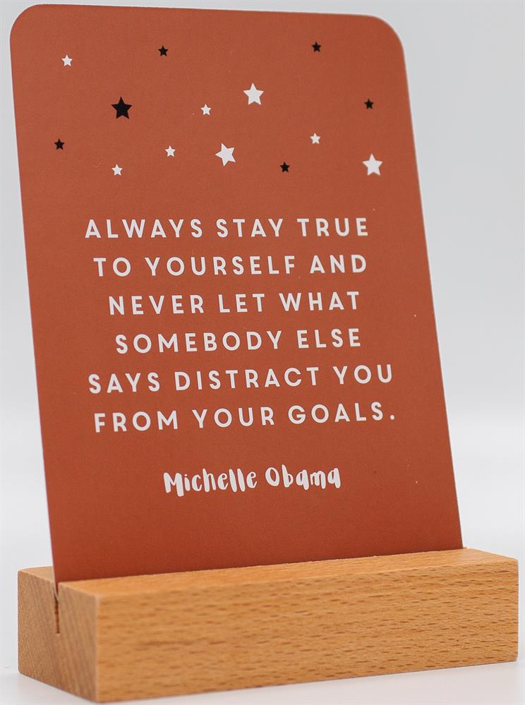 Be Strong: 52 Beautiful Cards of Inspiring Quotes and Empowering Affirmations to Encourage Confidence