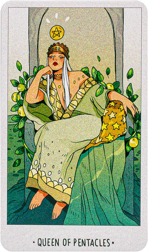 White Numen : A Sacred Animal Tarot