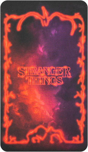 Stranger Things : tarotkort och bok