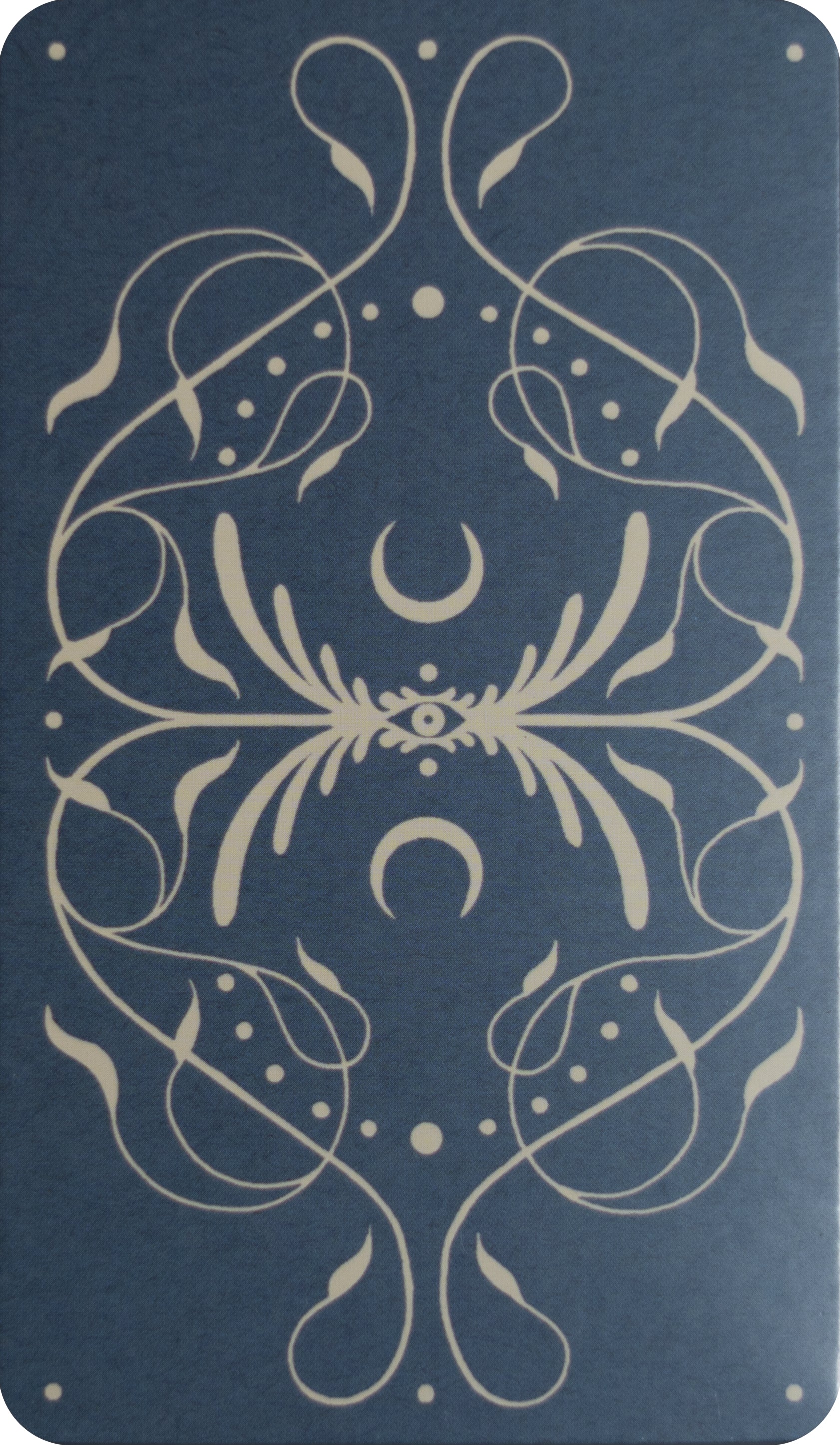 Rosa Obscura Tarot Deck